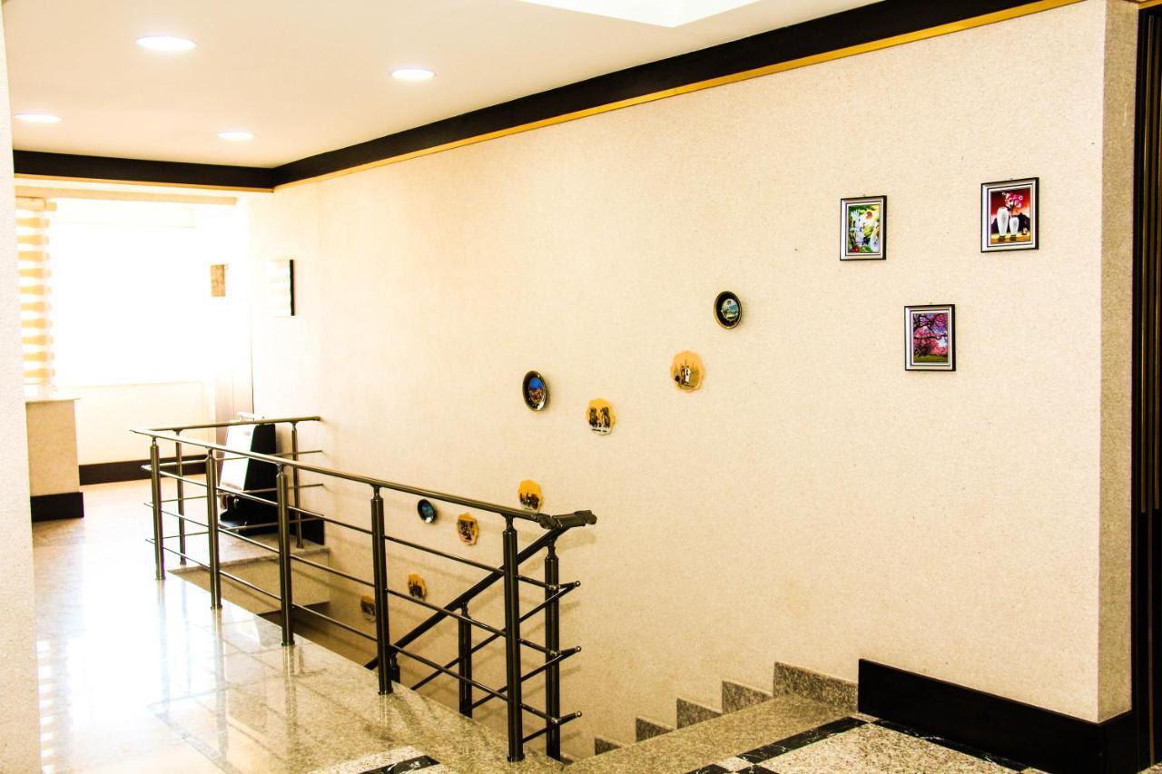 Kristal Hotel Masazir Exterior photo